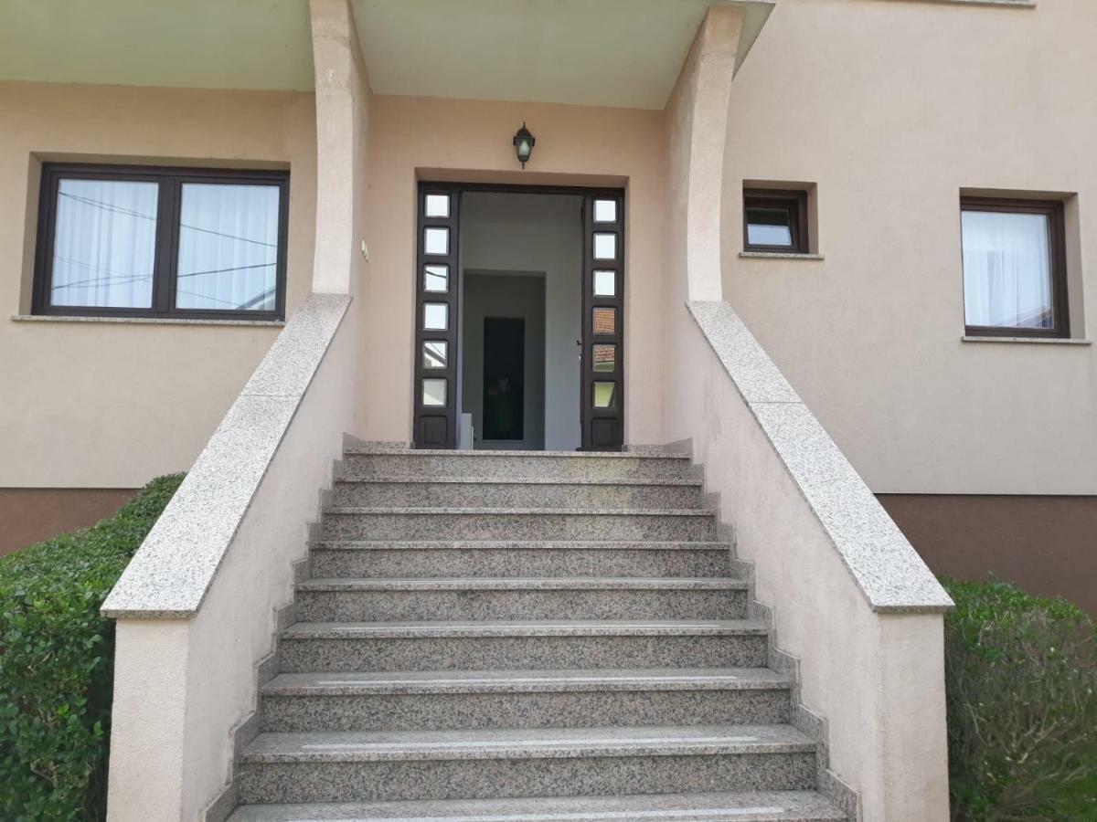 Apartman Kristian Zagreb Airport 벨리카 고리차 외부 사진