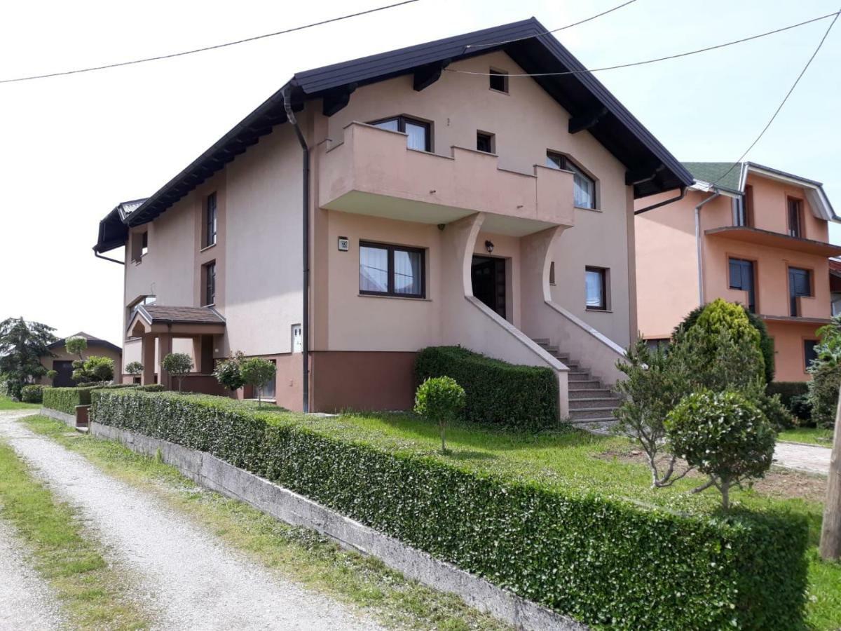 Apartman Kristian Zagreb Airport 벨리카 고리차 외부 사진